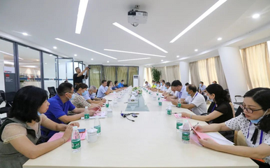 泉州市豐澤區(qū)人大常委調(diào)研組到訪南方路機(jī)，視察建筑廢棄物再生技術(shù)研發(fā)進(jìn)展
